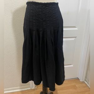 Weekend max mara black pleated wool skirt